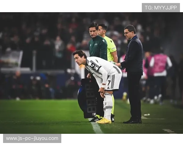 尤文基耶萨脚下连续踩球后远射破门，带来惊艳瞬间