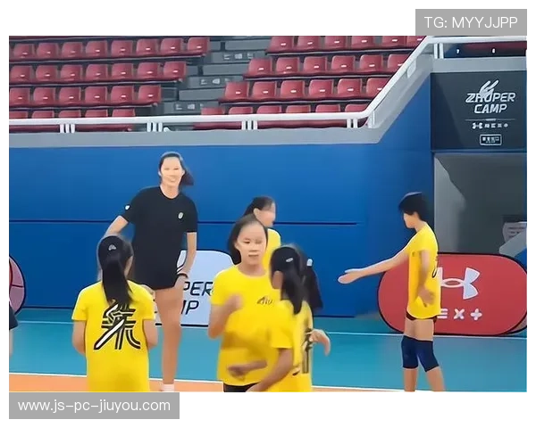 朱婷回乡捐建希望小学，孩子们叫她“朱老师”